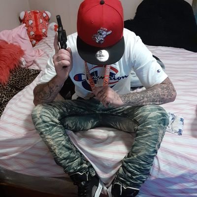 Soon To Be Recognized As The Best Depression Rapper Alive. (Cincinnati, OH) I Got A Story To Tell 🗣🙏💯💀👑 WHERES MY RECORD DEAL! 📀 10/10 Got something say