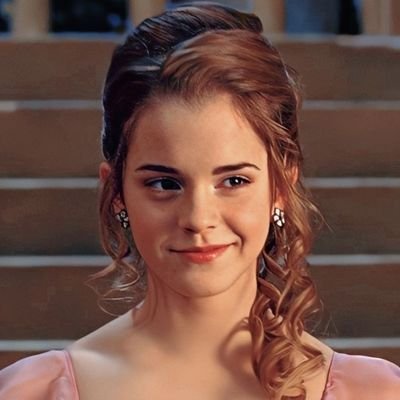 MariaEd33698513's profile picture. apaixonada pela Hermione,a melhor casa é Grifinória,menos 10 pontos para a grifinória