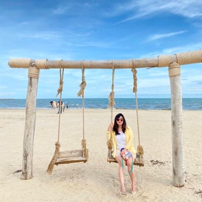 maneemeesky's profile picture. 🩵SKY☁️, 🌻 Jackie, 🐶Marc Kris🦖