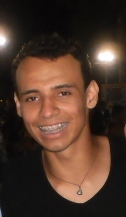 “Dois olhares, dois corpos, duas almas… assim é o amor.”