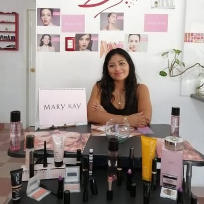 Ofrezco un servicio personalizado solo dime si deseas consejos de maquillaje💅cuidado de la piel🧖 o muestras gratis.💄