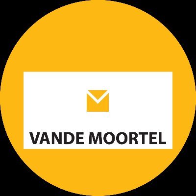 Manufacturer and supplier of high quality facing bricks and natural clay pavers in unique sizes & colours! 🧱
Contact - info@vandemoortel.be / +32 55 33 55 66