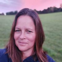 Lynda (@lyndalinkworker) 's Twitter Profile
