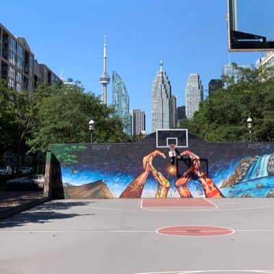 Sports fan , Sports Physio, glutton. #Broncos #Jays #Habs #Raptors. Same shit , different ways