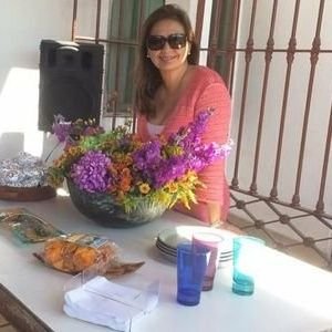 Yo soy, quien soy. Me gustan las cosas simples de la vida. No lavo banderas. Ni me gusta el caviar.