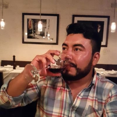 puesss soy una persona q no le gusta describirse sino q los demas me conozcan y asi ellos puedan tener una idea de como soy