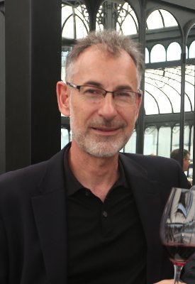 jorgelvelazquez's profile picture. Periodista en @Ambitocom  Conductor programa @LaLlaveRadioEco (Eco Medios AM 1220). Economía. Música. Literatura. Vinos. Pincha Orgulloso #EdeLP