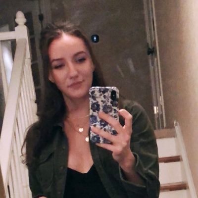 dlynnalexandra's profile picture. 🍷