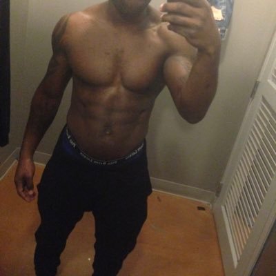 Capitol heights, MD (#dmvfreaks). fantasy (some of it). #BI  #MMF need a couple/homie I can b bi with. love the scent of musty dick and ass. B8 bro!