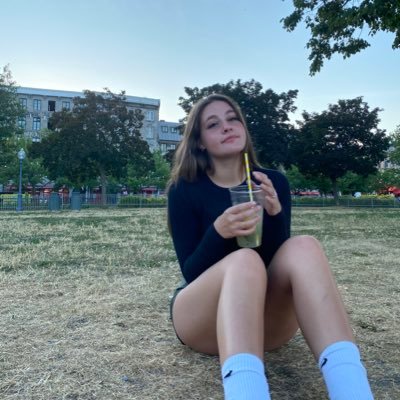 chastenaisd's profile picture. 