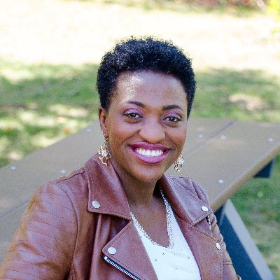 RuthAgbaji's profile picture. Nerd-In-Chief Code Wiz Franchising | SBA Woman-owned business of the year 2020 | Big believer that you can do ANYTHING you set your mind to