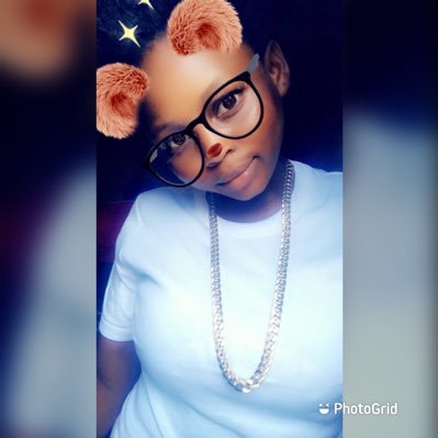 Too busy to notice pple 💁 who are unhappy 🤦 With me 🤷not the prettiest ❣️but Definitely💗 A Spec ✌️💯