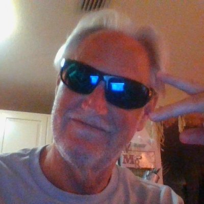 DudeTutoring's profile picture. 