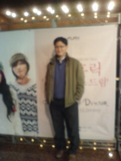 하는일:건설 하고픈일:청소년 육성 좋아하는것 :콘서트공연관람/뮤지컬관람 두아이의 아빠 혈액형:o형 사람들이 웃으면서 살아가길 ☻