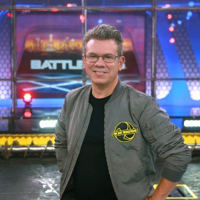 Former BattleBots builder and competitor, now, BattleBox side commentator