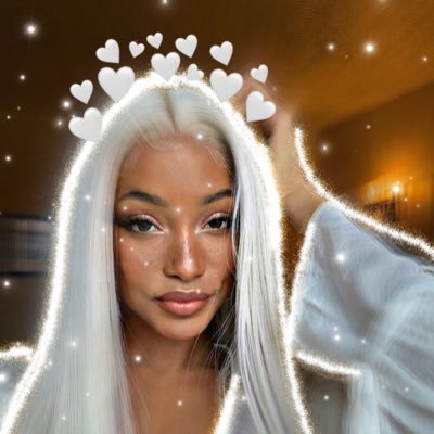 Amberthemes's profile picture. if using give credit💓