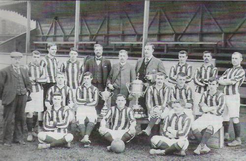 Amateur football writer and an Albion. All the stir around football! Latest tea time with your greatest Tim Howard.