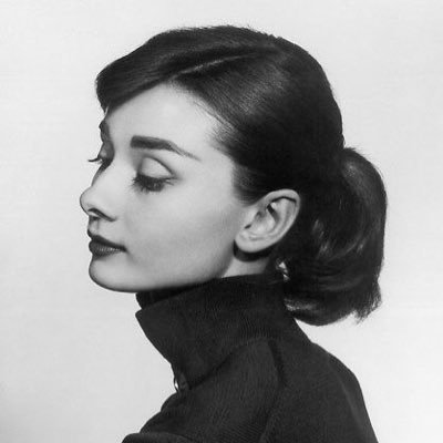 yanosfr's profile picture. 