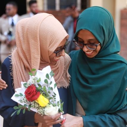Fresh chemical engineer graduate ( UofK) -
Graphic design freelancer 🌸