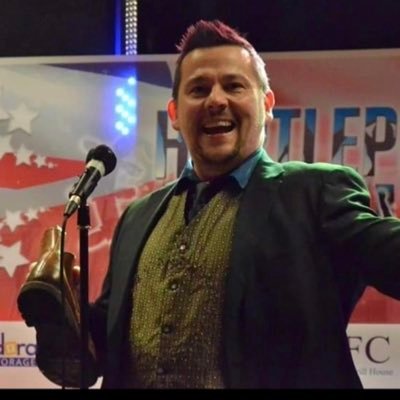 djandybooth's profile picture. Sometimes DJ/Compere/Magician/Witty/Awake- Mostly Grumpy. Likes: Photography, 80s, Uke, Writing & Making fun stuff.