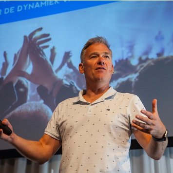 Social psychologist - Author - Key Note Speaker. Main theme: ‘Dynamics of Enthusiasm’.