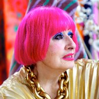 Dame Zandra Rhodes(@Zandra_Rhodes) 's Twitter Profileg