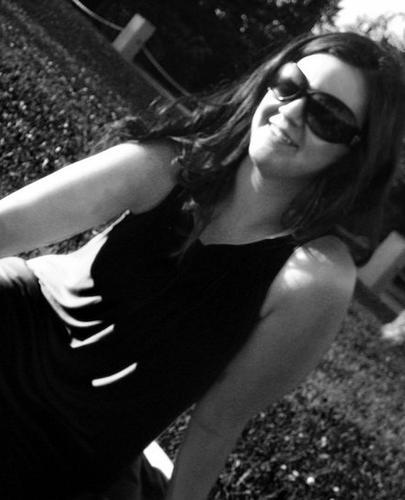 technotea's profile picture. 80s baby. Social media devotee. Diet soda connoisseur. Lover of fashion designers I can't pronounce and multi-syllable words I can.