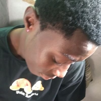 temmyfly's profile picture. they could be love🍒 on the road side "