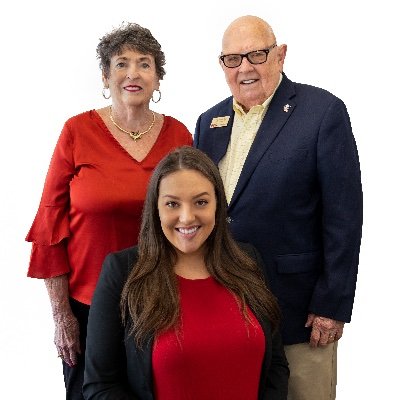 ElliottOwens6's profile picture. The Owens team at Watson Realty Corp, in Mt. Dora, Fl, Lake county Realtors. Service above and beyond.🐊👍