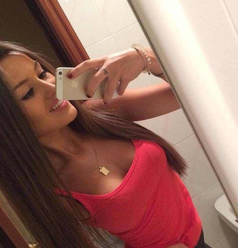 Hi!Are you looking for fun? Me too!Let’s get to know each other on an intimate level.Follow me, and I´ll send you my favorite photo! 😜😜😋