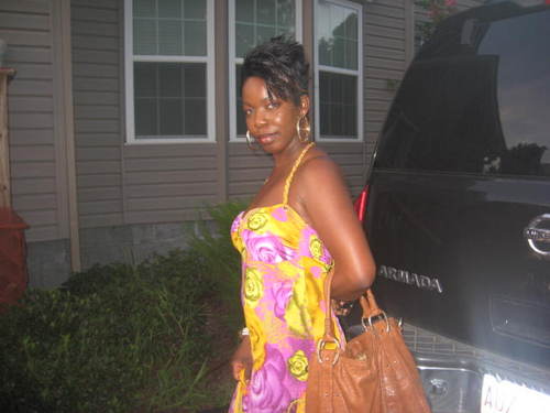 I love beauty and fashion. In my spare time I like  bowling, play the Wii, shop, and enjoy my family.