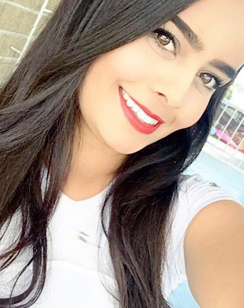 Guapa y soltera me gustaria conocer gente nueva, sigueme y te enviare mis fotitos... 🍑💝💋