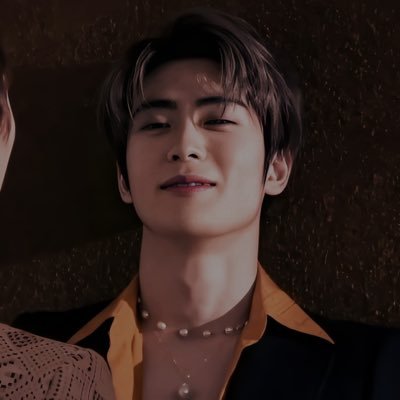 ⠀⠀⠀🕸 ∷ 𝐔𝐍𝐑𝐄𝐀𝐋 」 1997 '𝚜 best 𝐬𝐩𝐞𝐫𝐦 ◞ visual of #𝐍𝐂𝐓 。 he is like the 𝐝𝐢𝐚𝐦𝐨𝐧𝐝 𝐩𝐨𝐰𝐝𝐞𝐫 that is usually called 𝗝𝘂𝗻𝗴 𝗝𝗮𝗲𝗵𝘆𝘂𝗻