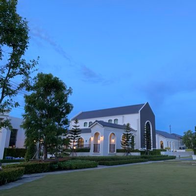 polypoly69's profile picture. 