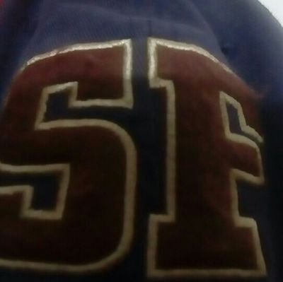 ermadridr's profile picture. Feliz