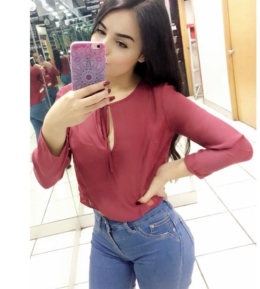 Soltera y juguetona, busco pareja sin compromisos, sigueme si quieres que te envie mis fotitos ... 😋👙💘