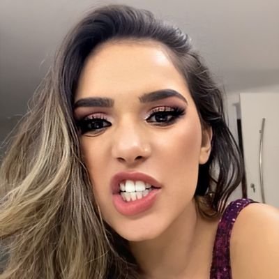 Harmonizer eterna, cadelinha da SFV, amante da Gigi furacão (recuse imitações), girafinha, cacto e comentarista de tudo / fan account ✌️