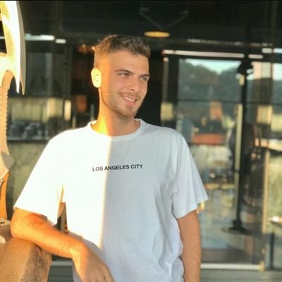 merttzobu's profile picture. 