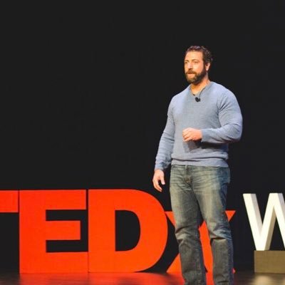 2022 IL Supe of the Year, 2023 Nat'l Supe Finalist, Best-selling author (x9), #TEDx speaker, #WeAreMCUSD Supe
Speaking inquiry - https://t.co/M17h5fv6oL https://t.co/iXKWxPLvaS