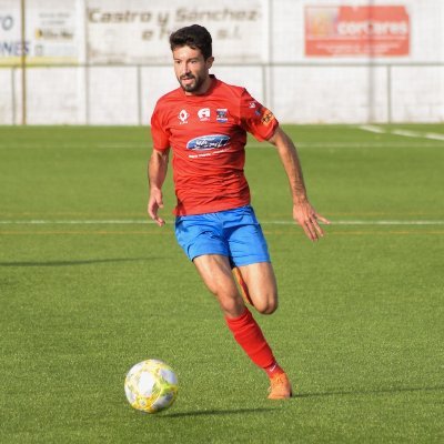 👨🏽🎓Graduado en CAFyD | 👨🏽🎓 MUIRD | 👨🏽🎓 MUFPES | ⚽📚 TDF Nivel 2 | ⚽ ARROYO CP (Ex SD Ejea - Diocesano - Moralo - UPP) | Profe de EF 👨🏽🏫
