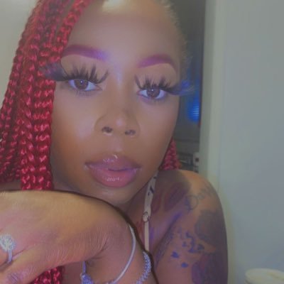 I love MONEY 🤑 -CEO of Amour Aura cos. - Certified Microblading artist/technician 🎶🌈🦄