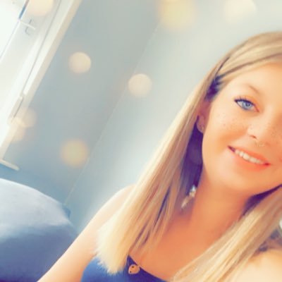 GrusonJustine59's profile picture. 