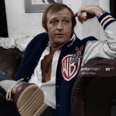 A fanpage for the late, great Graham Chapman.