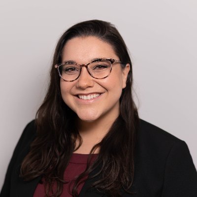 MD @brownmedicine; Doctor & #podcast producer dedicated to highlighting amazing #WomenInMedicine & empowering those tuning in w/@AMWAdoctors; @middlebury alum