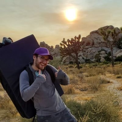 Software Developer, Esports, and rock climbing.