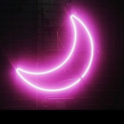 moonastrology_'s profile picture. astrology for you🌸