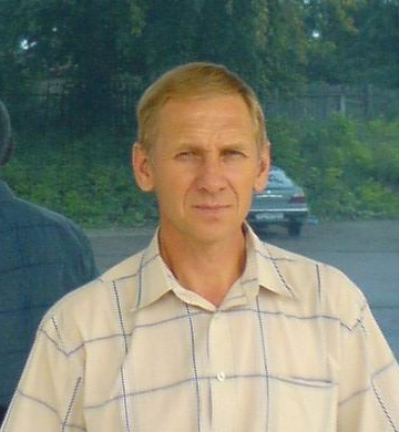 В объятиях интернета! Друзья, присоединяйтесь!              In the embrace of the Internet! Friends, join us!