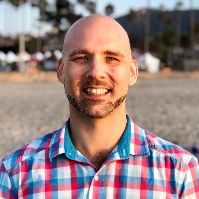 Theoretical Physics Ph.D. @UCSanDiego • Data Scientist • Researcher • Storyteller
