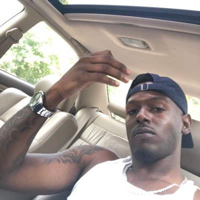 Young Black Intelligent Entrepreneur💰🦅 #BossThreadsCeo 👨🏿💻🦍 RIP Nonnie Grandad and Djuan my successes is for yall 💯🕊