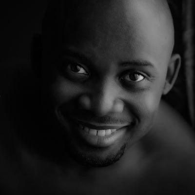 Am a cool guy love meeting people,love making friends. Am event photographer love taking pictures,that's what I love doing.